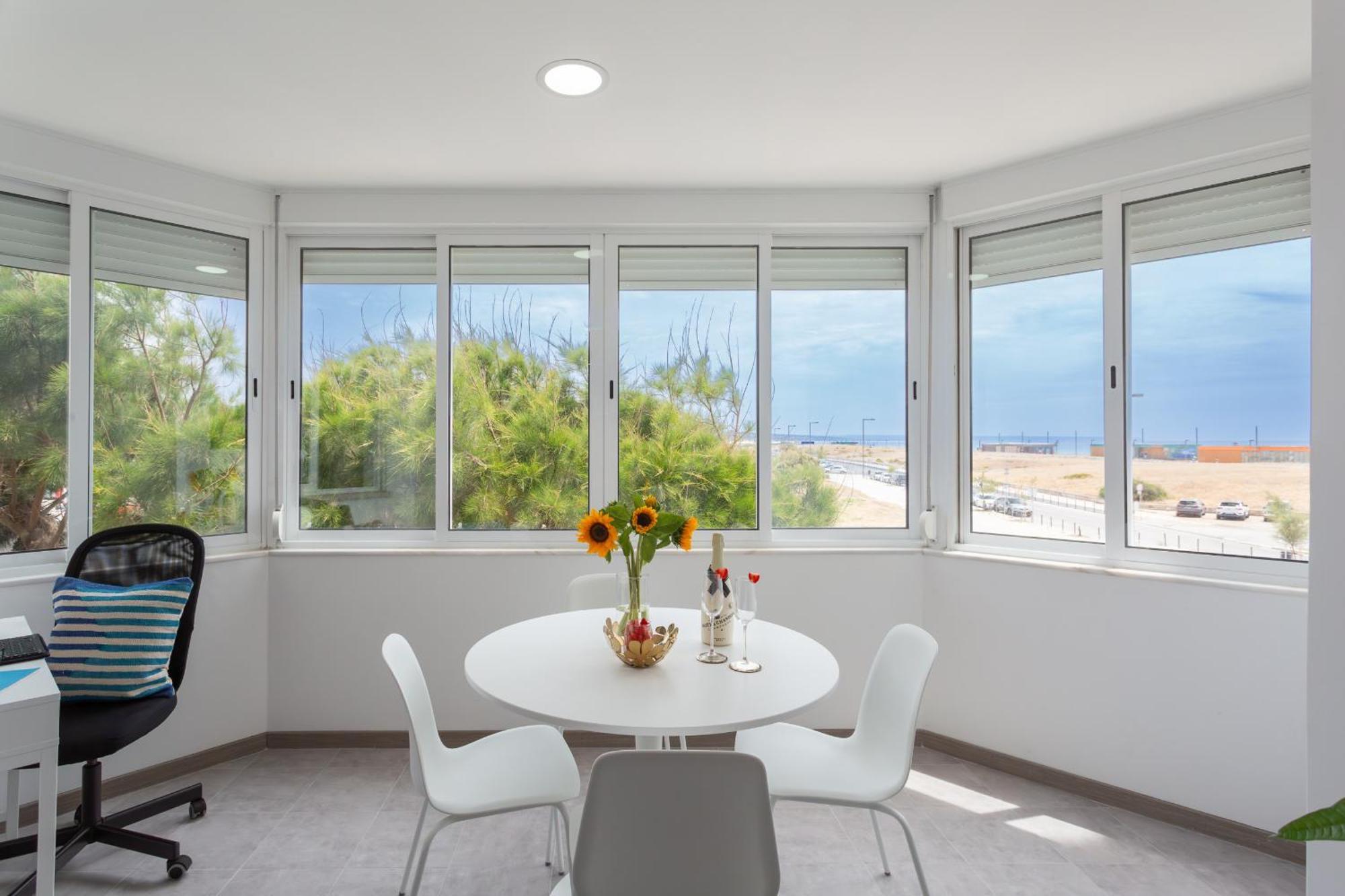 Beguest Beachfront Apartment Caparica Lisbon Costa de Caparica Luaran gambar